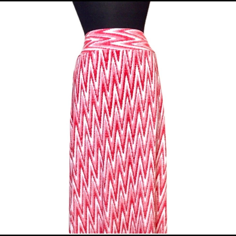 Roz & Ali Pink Zigzag Maxi Skirt